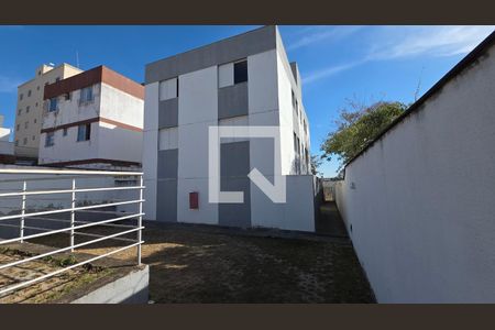 Apartamento à venda com 2 quartos, 68m² em Jardim Imperial, Lagoa Santa