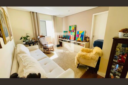 Sala de casa de condomínio para alugar com 4 quartos, 214m² em Jardim Barbacena, Cotia