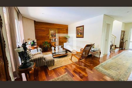 Sala de casa de condomínio para alugar com 4 quartos, 214m² em Jardim Barbacena, Cotia