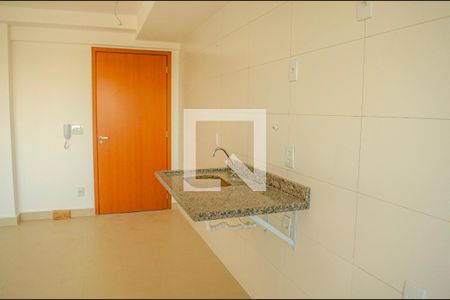 Cozinha de apartamento à venda com 2 quartos, 60m² em Setor Marechal Rondon, Goiânia