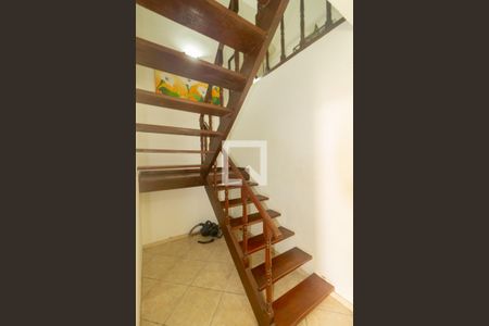Escada de casa à venda com 2 quartos, 200m² em Campo Grande, Rio de Janeiro