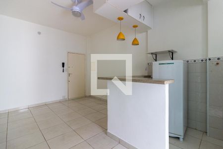 Sala/Cozinha de apartamento para alugar com 1 quarto, 39m² em Jardins, São Paulo