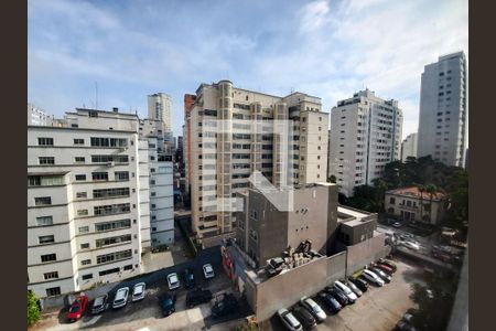 Vista da Sala de apartamento à venda com 3 quartos, 220m² em Higienópolis, São Paulo