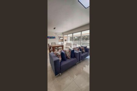Sala de apartamento para alugar com 4 quartos, 194m² em Parque dos Principes, São Paulo
