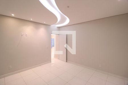 Quarto 1 - Suíte de casa para alugar com 3 quartos, 360m² em Daniel Fonseca, Uberlândia