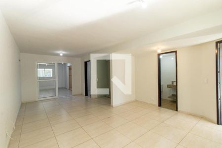 Casa para alugar com 3 quartos, 100m² em Boqueirão, Curitiba