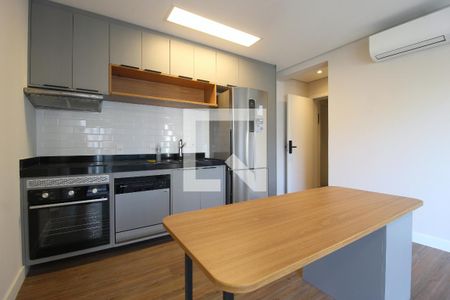Sala/Cozinha de apartamento para alugar com 2 quartos, 60m² em Vila Nova Conceição, São Paulo