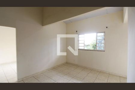 Sala de casa para alugar com 3 quartos, 80m² em Jardim Pero, Cabo Frio