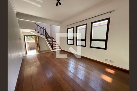 Sala de casa para alugar com 4 quartos, 351m² em Jardim Jussara, São Paulo