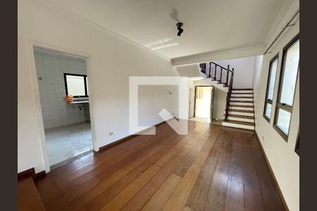 Sala de casa para alugar com 4 quartos, 351m² em Jardim Jussara, São Paulo
