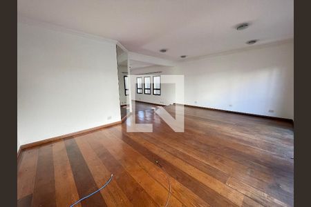 Sala de casa para alugar com 4 quartos, 351m² em Jardim Jussara, São Paulo