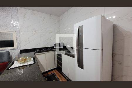 Sala e Cozinha de casa para alugar com 2 quartos, 25m² em Chacara Dona Escolastica, Itaquaquecetuba