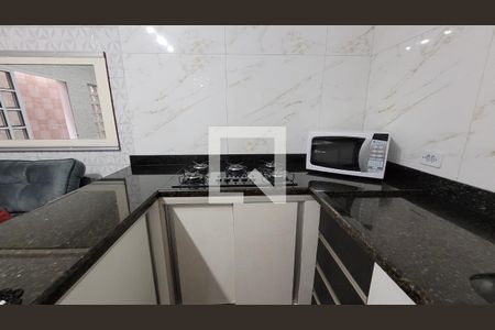 Sala e Cozinha de casa para alugar com 2 quartos, 25m² em Chacara Dona Escolastica, Itaquaquecetuba