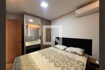 Quarto 1 de apartamento para alugar com 2 quartos, 47m² em Cabral, Contagem