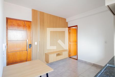 Sala de apartamento para alugar com 2 quartos, 45m² em Vila Nova Savoia, São Paulo