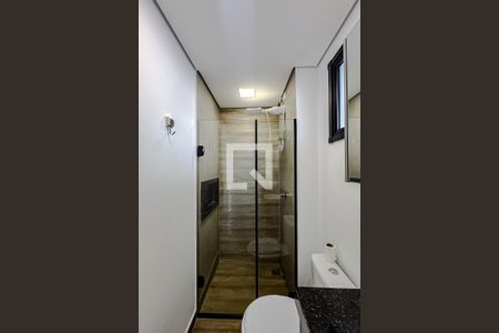 Banheiro de apartamento para alugar com 1 quarto, 38m² em Vila Invernada, São Paulo