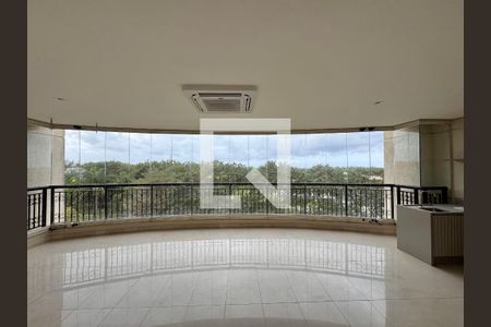Varanda de apartamento à venda com 4 quartos, 436m² em Barra da Tijuca, Rio de Janeiro