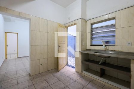Cozinha de casa para alugar com 2 quartos, 85m² em Vila das Oliveiras, Taboão da Serra