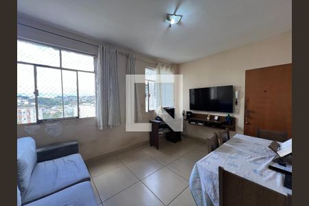 Sala de apartamento à venda com 3 quartos, 74m² em Califórnia, Belo Horizonte