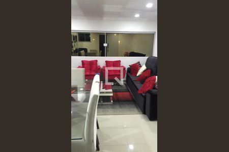 Sala de casa de condomínio à venda com 3 quartos, 150m² em Campo Grande, Rio de Janeiro