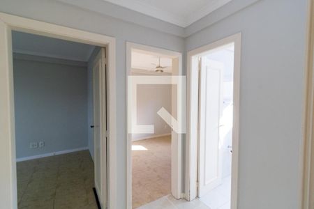 Corredor de apartamento para alugar com 2 quartos, 104m² em Vila Assunção, Porto Alegre