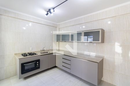 Cozinha e Área de Serviço de apartamento para alugar com 2 quartos, 104m² em Vila Assunção, Porto Alegre