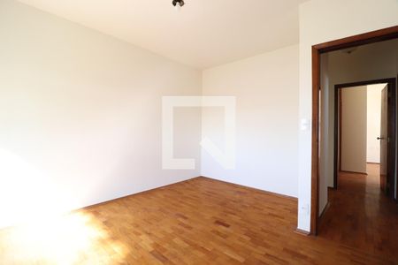 Quarto 1 de apartamento para alugar com 3 quartos, 121m² em Martins, Uberlândia