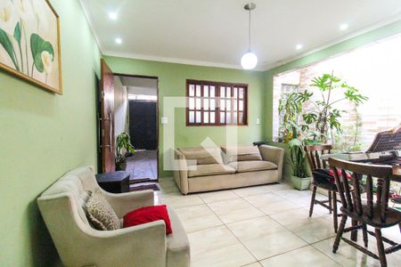 Sala de casa para alugar com 2 quartos, 125m² em Vila Taquari, São Paulo