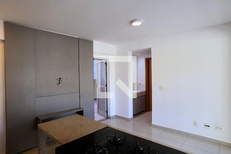 Sala/Cozinha de apartamento para alugar com 1 quarto, 77m² em Centro, Belo Horizonte