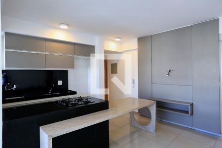 Sala/Cozinha de apartamento para alugar com 1 quarto, 77m² em Centro, Belo Horizonte