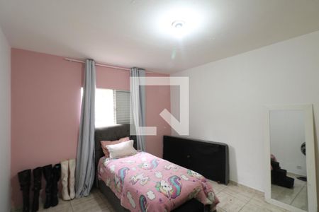 Quarto 1 de casa à venda com 2 quartos, 220m² em Jardim Santa Terezinha (zona Sul), Diadema