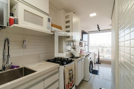 Cozinha e Área de Serviço de apartamento à venda com 2 quartos, 59m² em Vila Paiva, São Paulo