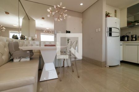 Sala de apartamento à venda com 2 quartos, 59m² em Vila Paiva, São Paulo
