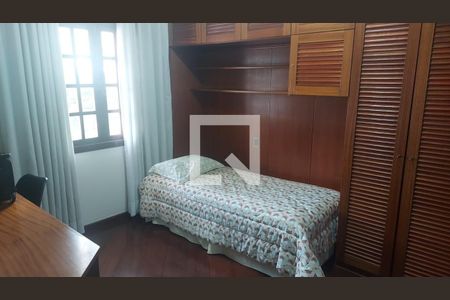 Casa à venda com 6 quartos, 500m² em Jardim Sao Bento, São Paulo