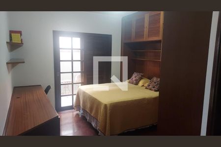 Casa à venda com 6 quartos, 500m² em Jardim Sao Bento, São Paulo