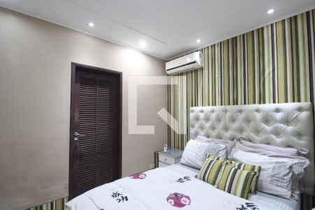 Suíte 1 de casa de condomínio à venda com 5 quartos, 340m² em Tanque, Rio de Janeiro