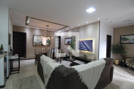 Sala de casa de condomínio à venda com 5 quartos, 340m² em Tanque, Rio de Janeiro