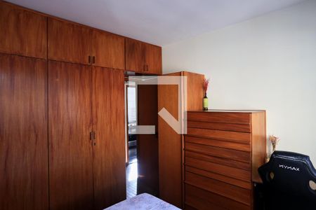 Quarto de apartamento à venda com 2 quartos, 82m² em Floresta, Belo Horizonte