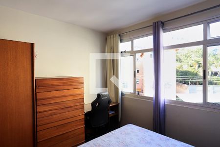 Quarto de apartamento à venda com 2 quartos, 82m² em Floresta, Belo Horizonte