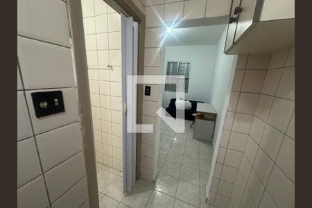 Cozinha de apartamento para alugar com 1 quarto, 29m² em Centro, São Vicente