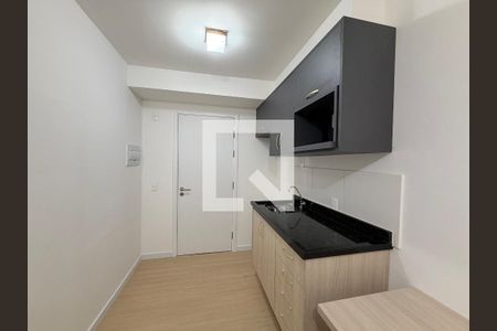 Cozinha  de kitnet/studio para alugar com 1 quarto, 18m² em Ferreira, São Paulo