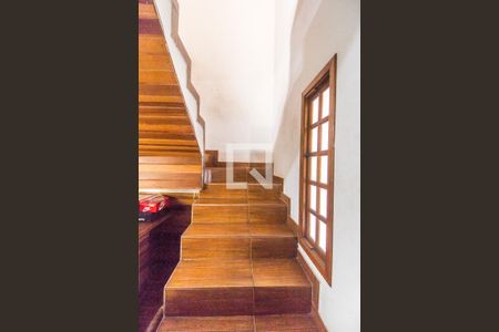 Escada de casa à venda com 1 quarto, 125m² em Nova Aldeinha, Barueri