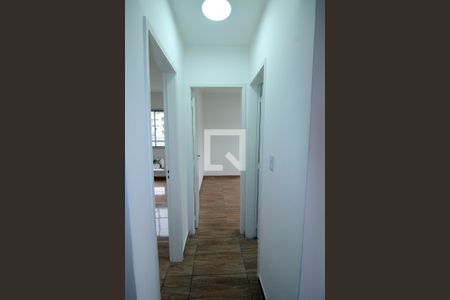 Sala - Corredor de apartamento à venda com 2 quartos, 56m² em Vaz Lobo, Rio de Janeiro