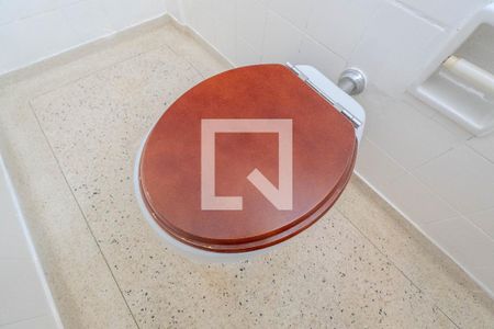 Lavabo de apartamento para alugar com 3 quartos, 130m² em Bela Vista, São Paulo