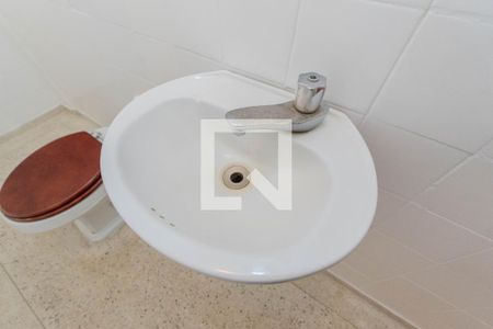 Lavabo de apartamento para alugar com 3 quartos, 130m² em Bela Vista, São Paulo