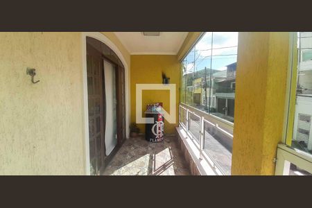 Casa para alugar com 5 quartos, 250m² em Jardim Primeiro de Maio (chacara Fazendinha), Osasco