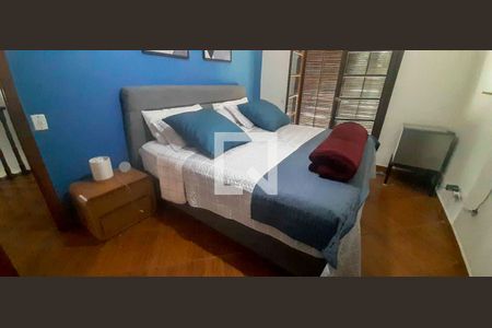 Casa para alugar com 5 quartos, 250m² em Jardim Primeiro de Maio (chacara Fazendinha), Osasco