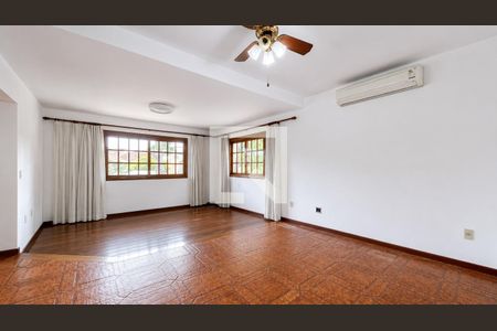 Sala de casa para alugar com 4 quartos, 486m² em Partenon, Porto Alegre