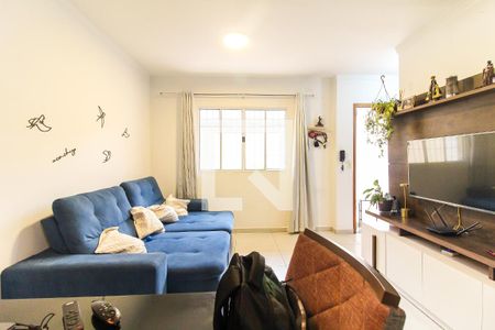 Sala de casa de condomínio à venda com 2 quartos, 68m² em Cidade Nitro Operária, São Paulo
