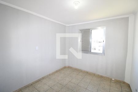 Quarto 1 de apartamento para alugar com 2 quartos, 45m² em Conjunto Habitacional Fazenda do Carmo, São Paulo